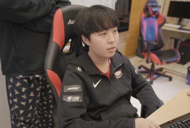 过中路渗透 过中路渗透